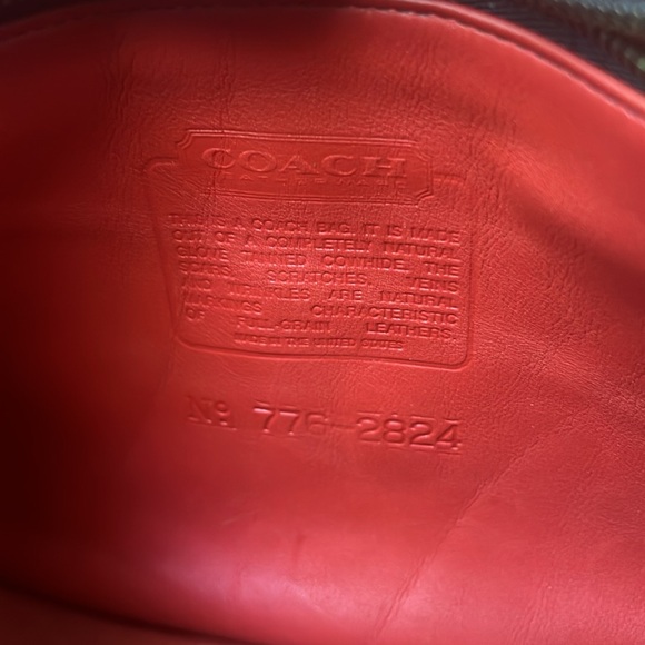 Vintage Coach Red Tailored Pouch # 4110 LightWeights Collection no hangtag - Picture 9 of 16
